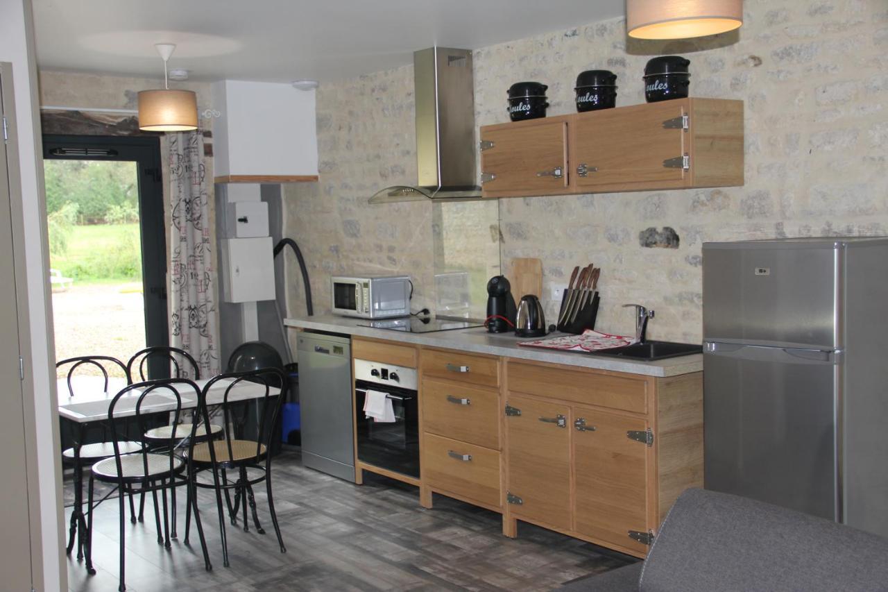 Appartamento Logis Du Grand Pin Saint-Martin-des-Entrées Esterno foto